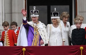 As cancer treatment continues, King Charles III will attend Easter services