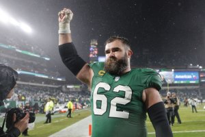 Eagles center Jason Kelce announces retirement after 13 stellar seasons