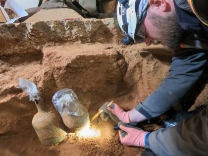 Bottles unearthed at Mount Vernon