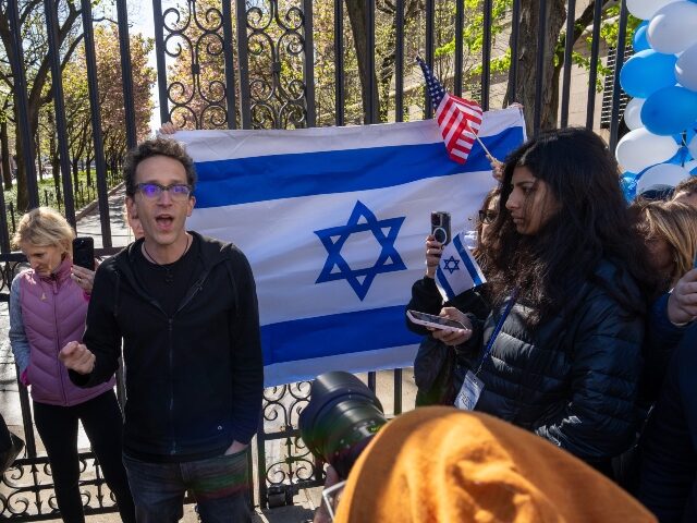Columbia U. Prof Calling for Police Escort amid Anti-Israel Protests Was a ‘Defund the Police