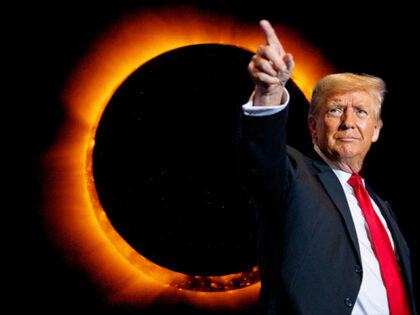 Trump Eclipse Video Goes Viral, Establishment Media Mock It