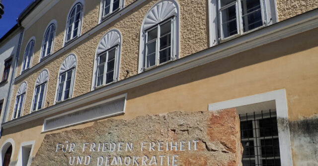 Four Germans Caught by Police Laying Roses at Adolf Hitler Birthplace