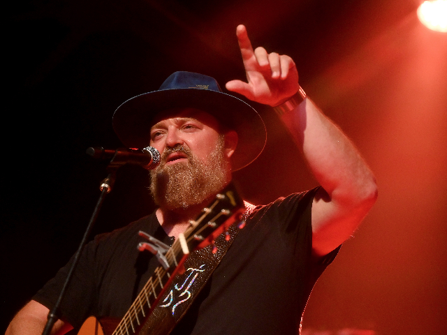 Zac Brown Band Founder John Driskell Hopkins 'Scared to Death' of Artificial Intelligence - Vimarsana News