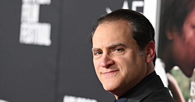 Police: 'Doctor Strange' Actor Michael Stuhlbarg Beaten by Homeless Man Near Central Park - Vimarsana News