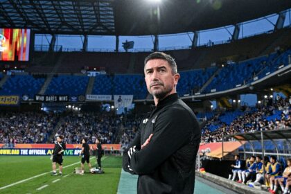 Harry Kewell has told his Yokohama side to be more clinical