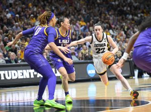 Caitlin Clark vows to bring energy to WNBA, feed teammate Aliyah Boston