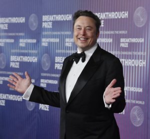 Tesla to ask board to re-approve Musk's $56B compensation package