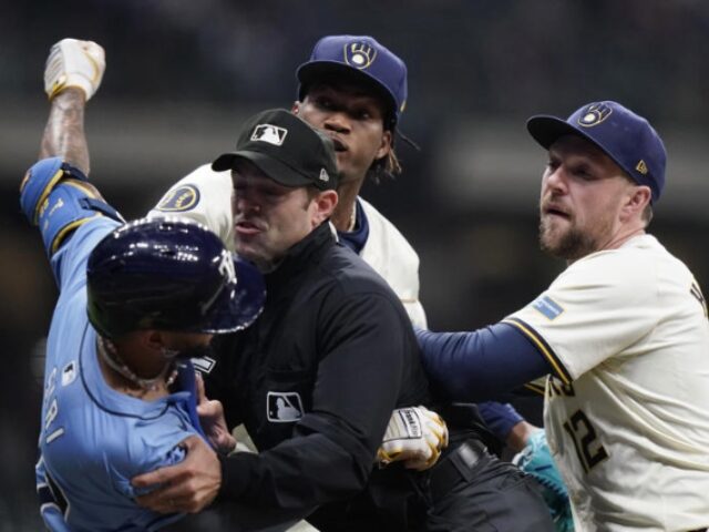 WATCH: Dugouts Empty as Brewers and Rays Clash in 8th Inning Melee