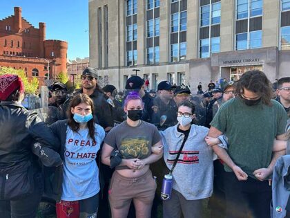 Police Begin Clearing Anti-Israel Encampment from University of Wisconsin