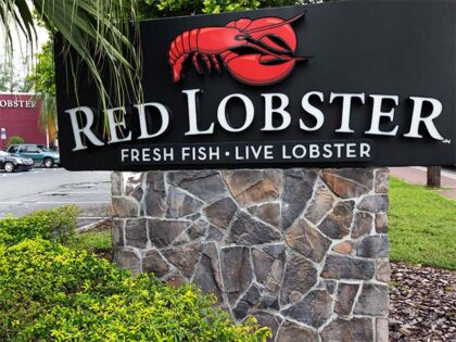 A Red Lobster restaurant is shown Sept.13, 2016, in North Miami, Fla. It was announced the