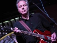 WATCH: Blinken Plays ‘Rockin’ in the Free World’ in Kyiv Bar