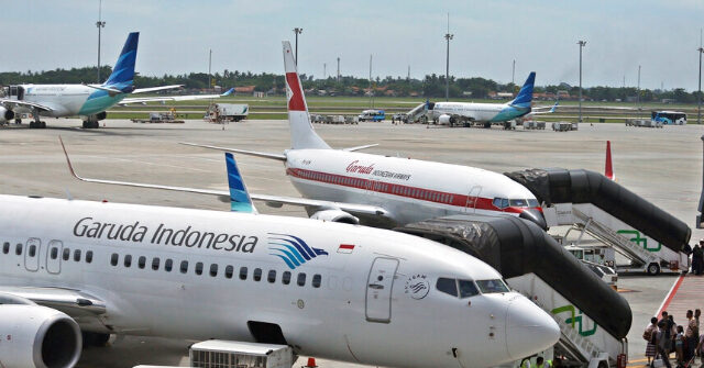 Boeing Plane Makes Emergency Landing in Indonesia Due to Engine Fire