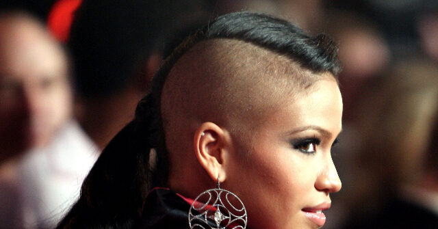 Lawyer for Diddy's Ex-Girlfriend, Pop Star Cassie Blasts His 'Disingenuous' Apology