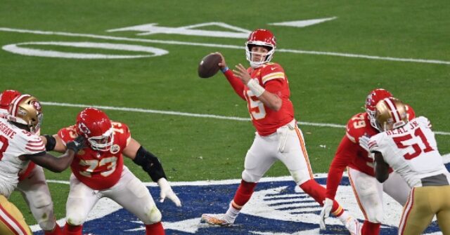 Netflix Announces 3-Year Deal to Livestream NFL Games on Christmas Day