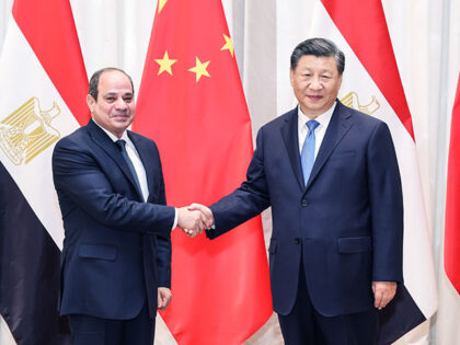 China Welcomes Presidents of Egypt, UAE, Tunisia for Arab Summit