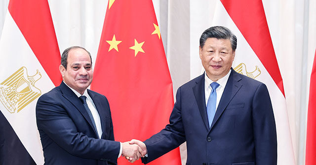 China Welcomes Presidents of Egypt, UAE, Tunisia for Arab Summit