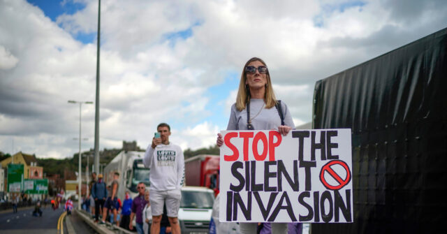 Plurality of Britons Want a Total Freeze on Non-Essential Immigration: Poll