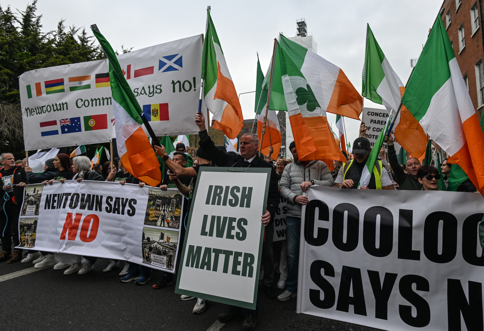 ‘Irish Lives Matter’ — Thousands Protest Against Mass Migration in Dublin