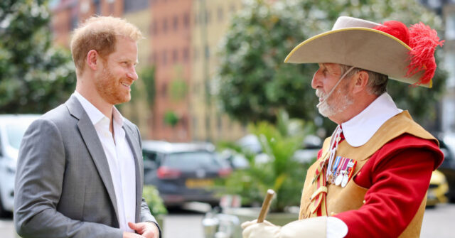 Wayward Prince Harry Won't be Able to Meet with Father, the King in UK