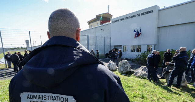 Massive Manhunt in France Underway After Deadly Prison Break