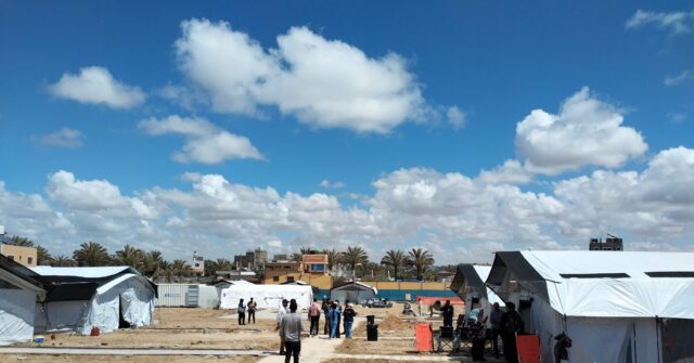 IDF Sets Up Field Hospital for Palestinians in Gaza