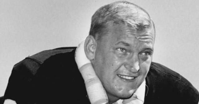 Jim Otto, 'Mr. Raider' and Pro Football Hall of Famer, Dies at 86