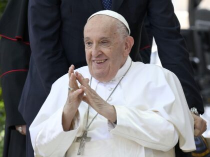 Pope Francis Lauds Gavin Newsom for Moratorium on Death Penalty