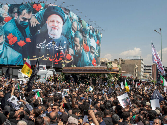 Reports: ‘Desperate’ Officials Make Phone Calls Urging Iranians to Mourn Ebrahim Raisi