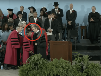 WATCH: Harvard Rabbi Confronts Graduation Speaker Onstage After Antisemitic Remarks