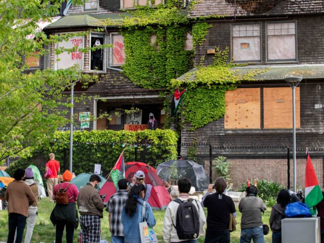 Group Of Radical Pro-Hamas Protesters Takes Over UC-Berkeley Building ...