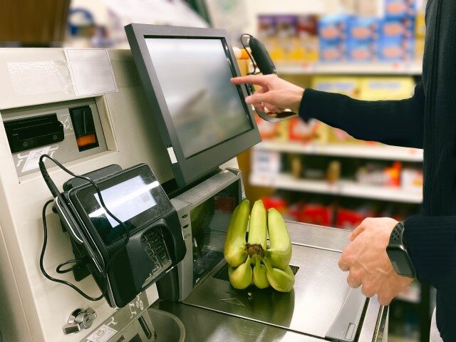 VIDEO: Safeway Removing Self-Checkouts from Some Locations in California Due to Theft