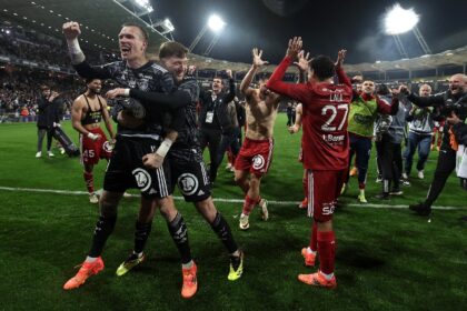 Brest players celebrate after beating Toulouse to qualify for next season's Champions Leag