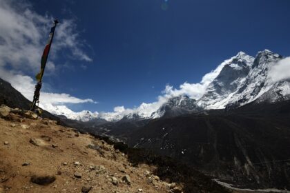 The Everest range, including Lhotse (far left), Makalu (centre) and Ama Dablam (R)