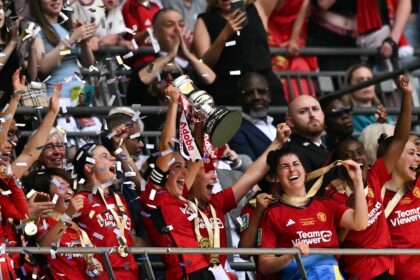 Manchester United celebrate winning the Women's FA Cup final against Tottenham