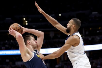 Minnesota's Rudy Gobert (right) is ready for another duel against Denver's Nikola Jokic (l