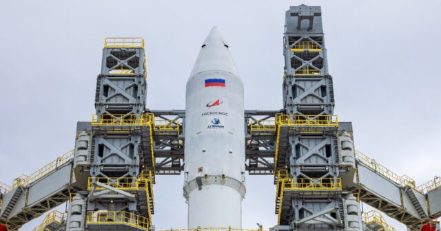 Pentagon: Russia Launched Space Weapon in Path of U.S. Satellite - Vimarsana News