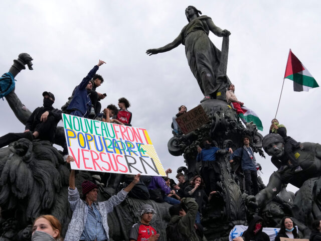 France: Hundreds of Thousands of Leftists Protest Against Surging Populist National Rally