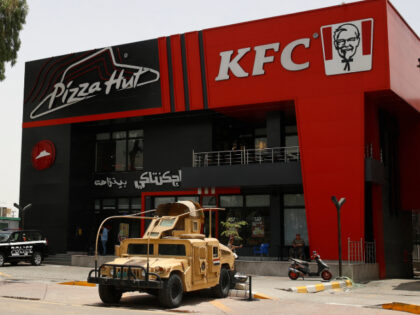 Jihadist Mob Attacks Baghdad KFC to Make Anti-American Statement