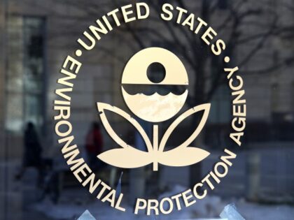 Supreme Court Blocks EPA Ozone Plan, Sides with States