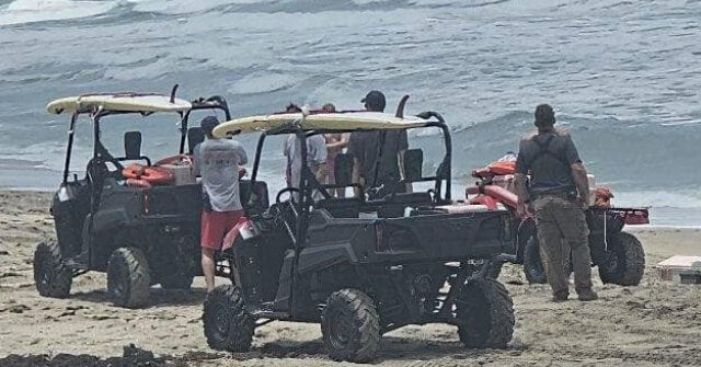 Couple Drowns on Florida Vacation in Front of Their 6 Kids