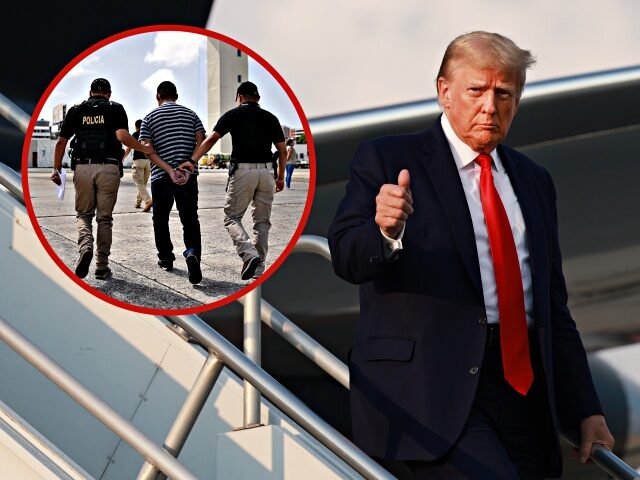 ATLANTA, GEORGIA - AUGUST 24: Former U.S. President Donald Trump gives a thumbs up as he a