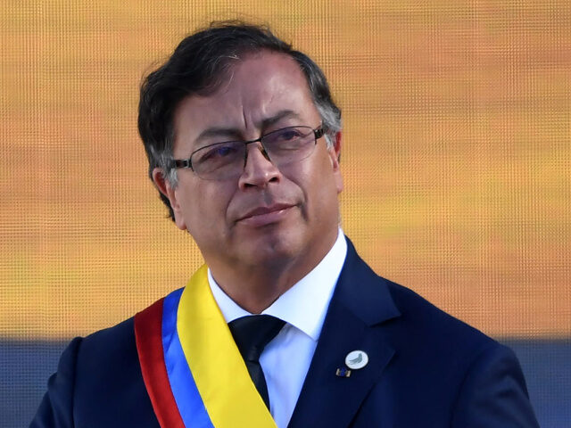 Poll: Most Colombians Fear Unpopular Socialist President Will Try to Cling to Power