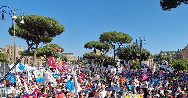 30,000 Protest ‘Barbaric Practice’ of Abortion in Rome March for Life