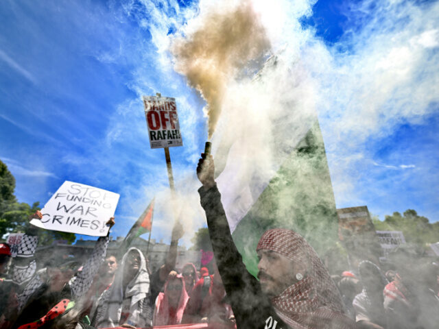 Pro-Palestinian Protesters Gather Outside White House: ‘F*** Joe Biden’