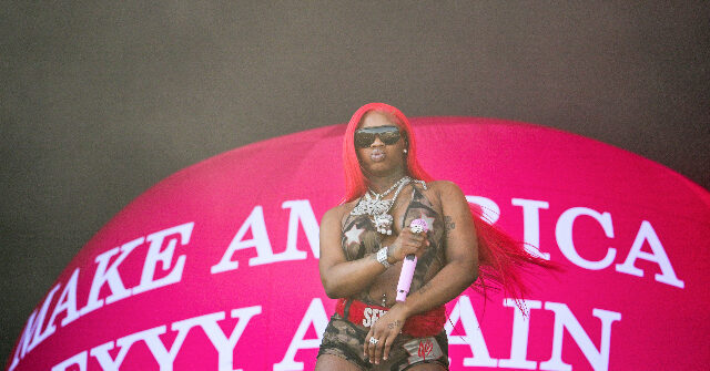 Watch: Rapper Sexyy Red Displays Massive 'Make America Sexyy Again' Hat at Concert
