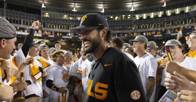 Tennessee Forces Decisive Game 3 in College World Series Finals Against Texas A&M