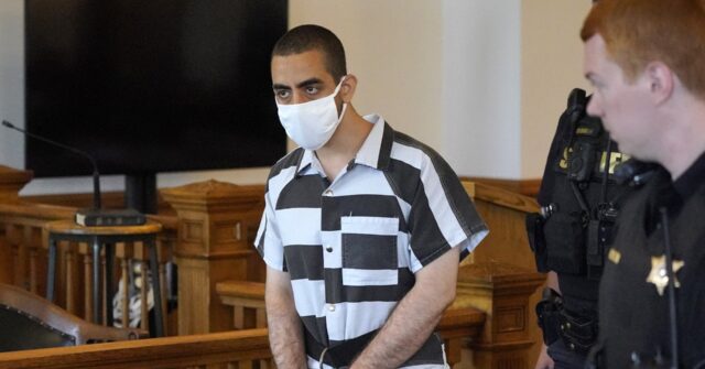 Accused Stabber Rejects Plea Deal in Rushdie Case, Trial Date Set