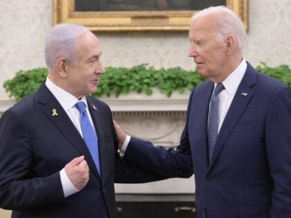 Netanyahu and Biden (Amos Ben-Gershom / GPO)