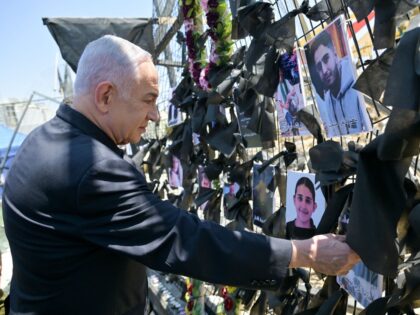 Benjamin Netanyahu in Majdal Shams (Koby Gideon / GPO)