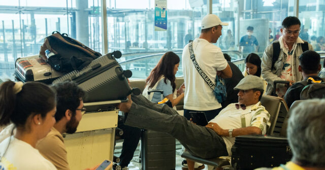 VIDEO: Worldwide Tech Outage Grounds Flights, Leaving Travelers Stranded